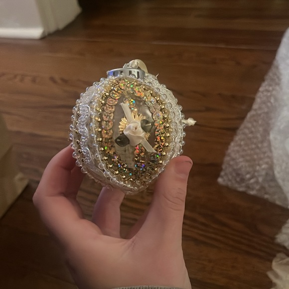 COPY - VINATGE KATHERINES COLLECTION ORINMENT BUNDLE - Picture 3 of 7